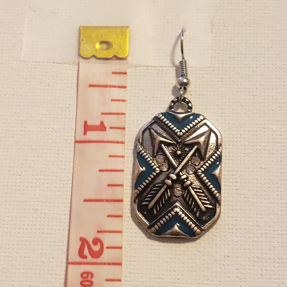 🌹🌹🌹 1 6/8 in. Beautiful Handmade Earrings 🌹🌹🌹 - Picture 2 of 2